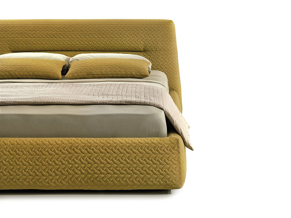 GC2227 Upholstered Bed
