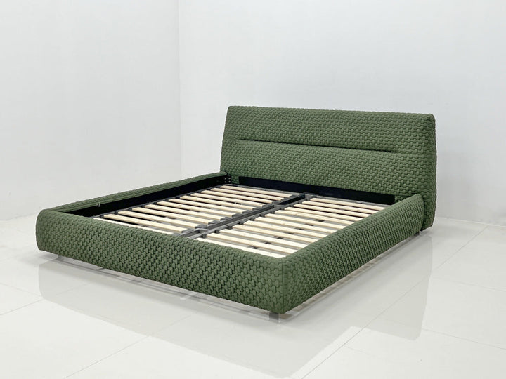 GC2227 Upholstered Bed