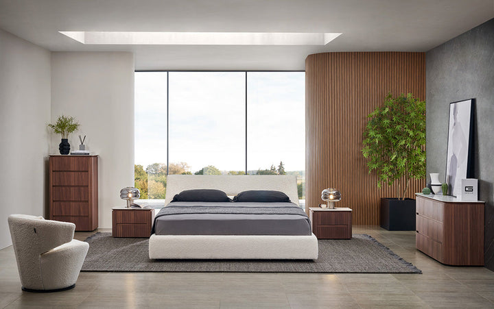 GC2227 Upholstered Bed