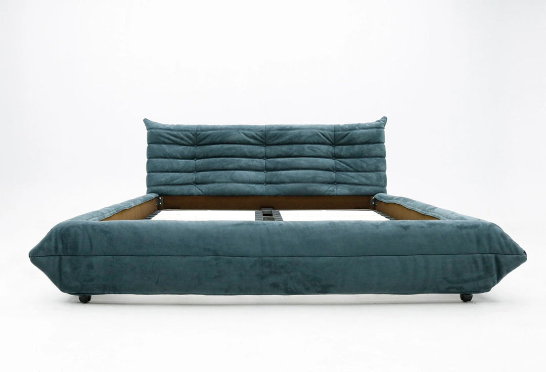 GC2232 Upholstered Bed