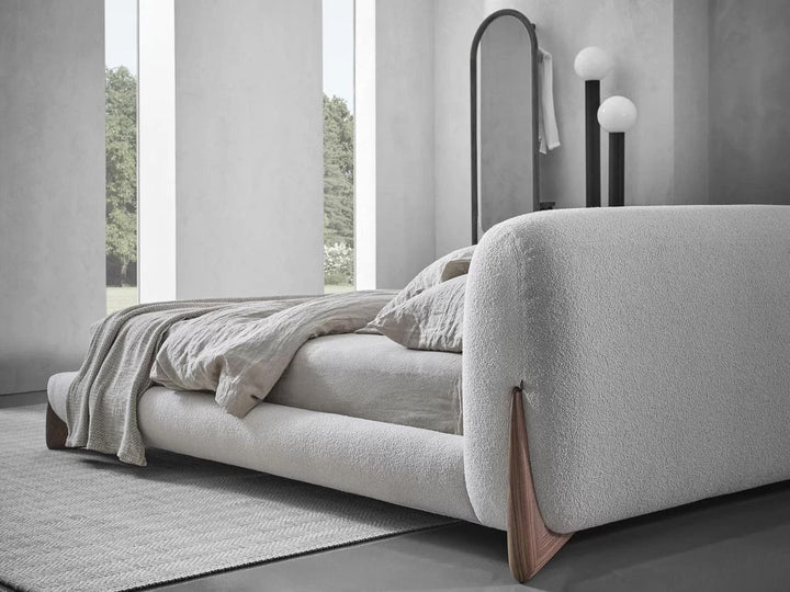 GC2233 Upholstered Bed