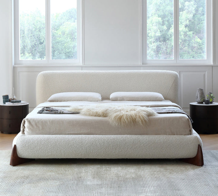 GC2233 Upholstered Bed