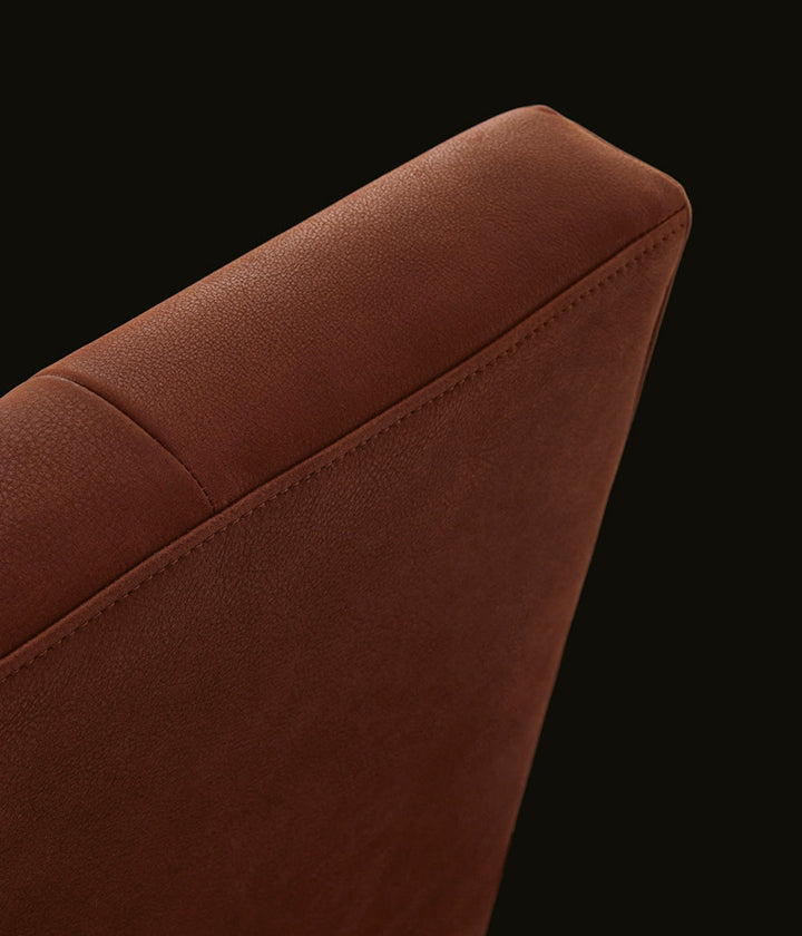 GC2238 Upholstered Bed