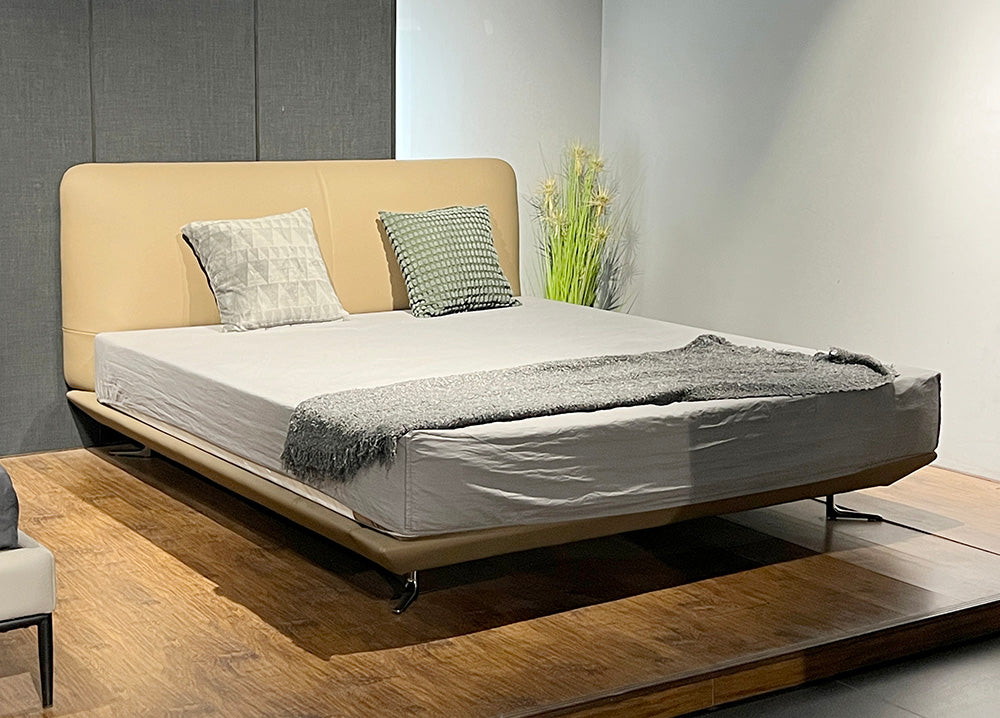 GC2242 Upholstered Bed