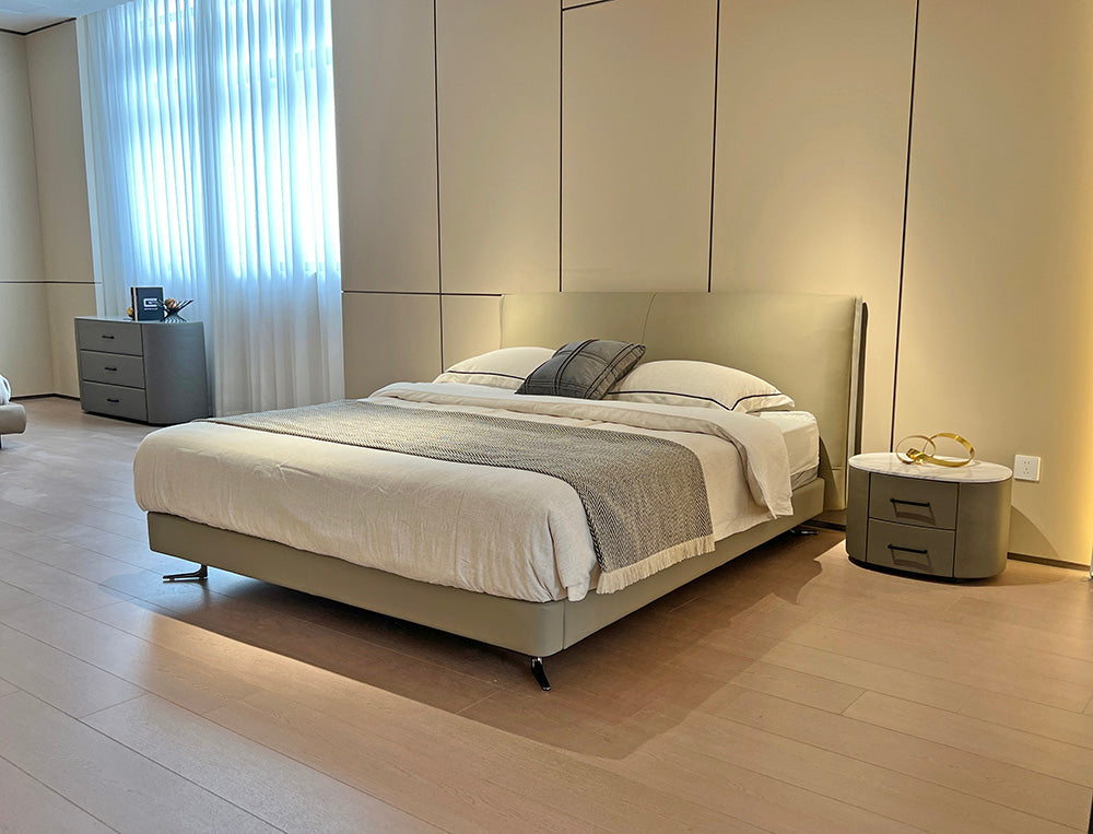 GC2245 Upholstered Bed