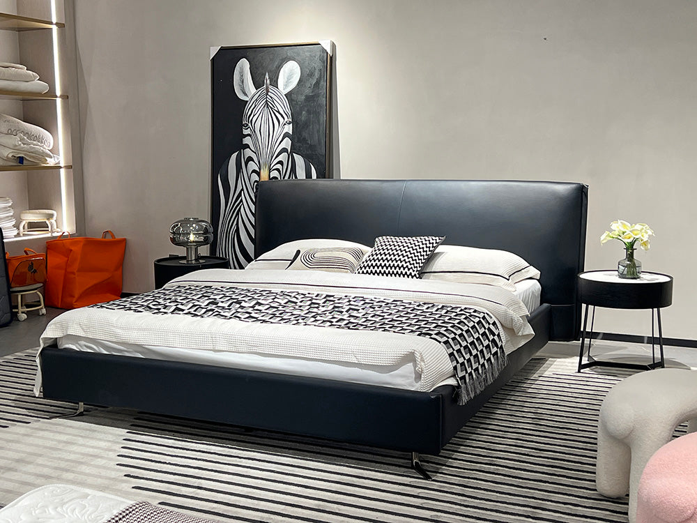 GC2245 Upholstered Bed