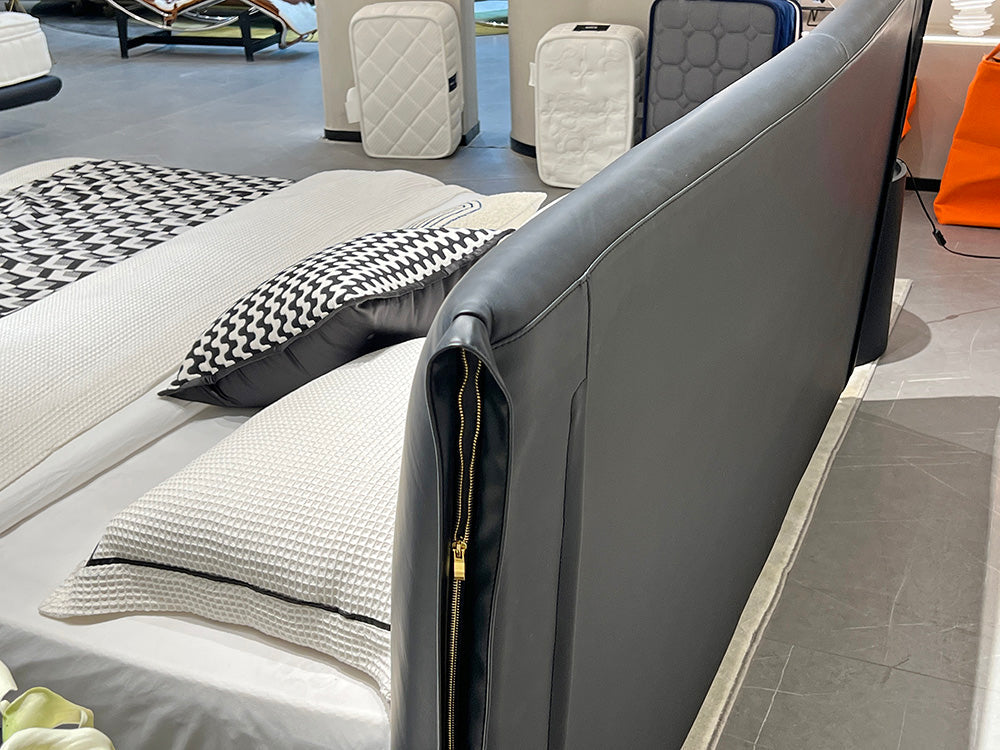 GC2245 Upholstered Bed