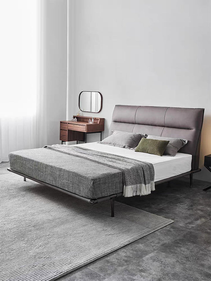 GC2247 Upholstered Bed