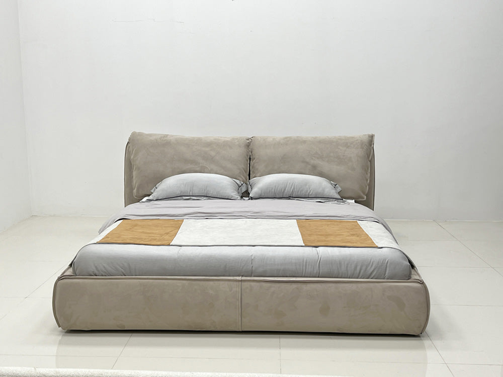 GC2248 Upholstered Bed