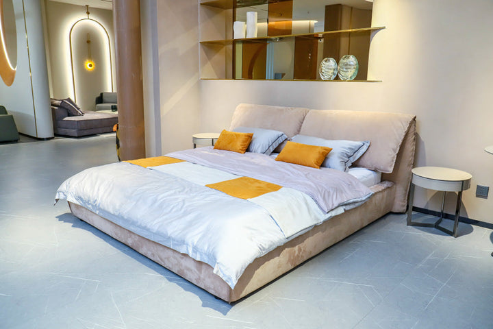 GC2248 Upholstered Bed