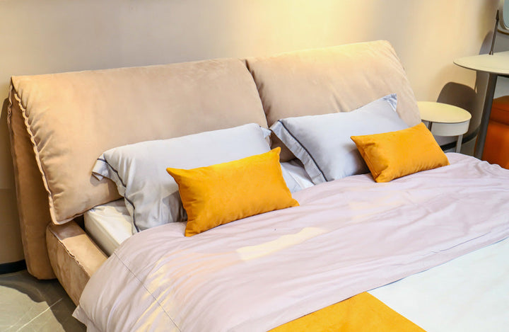 GC2248 Upholstered Bed