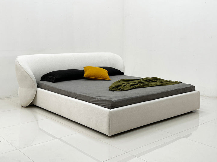 GC2251 Upholstered Bed