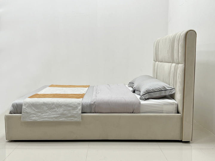 GC2255 Upholstered Bed