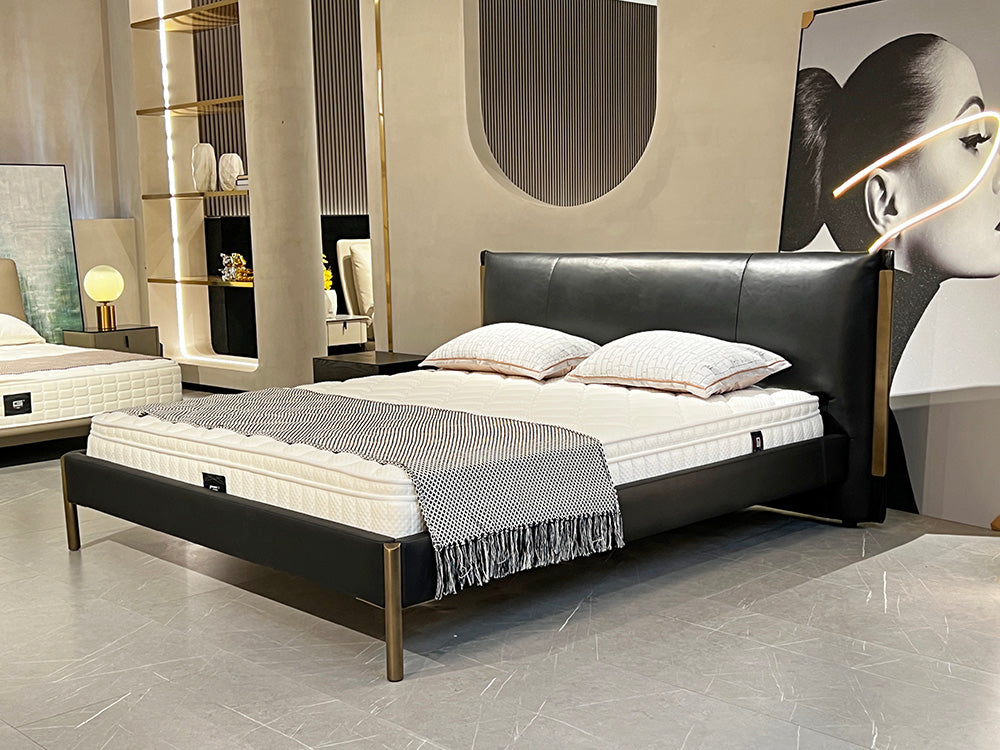 GC2302 Upholstered Bed