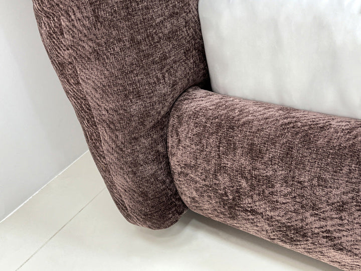 GC2306 Upholstered Bed