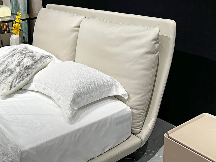GC2312 Upholstered Bed