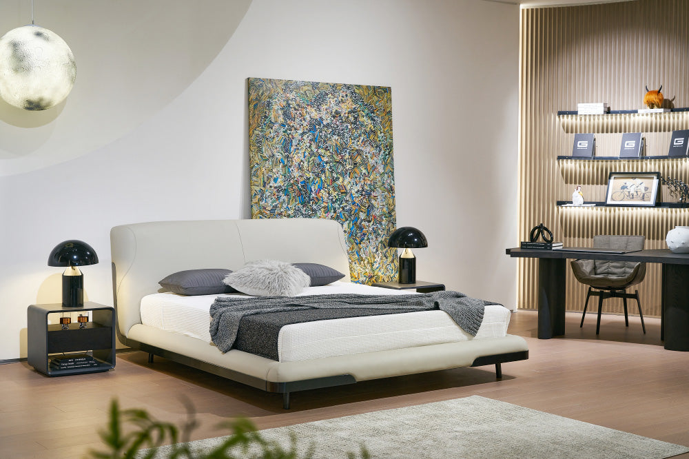 GC2313 Upholstered Bed