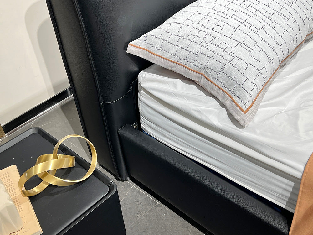 GC2317 Upholstered Bed