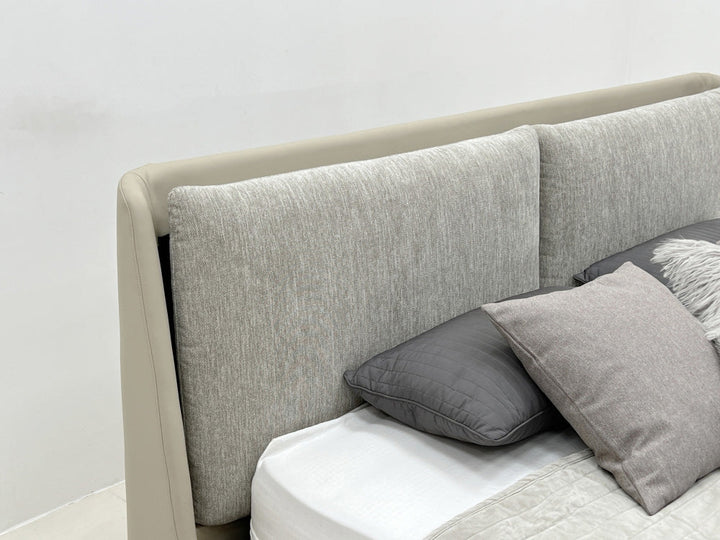 GC2319 Upholstered Bed