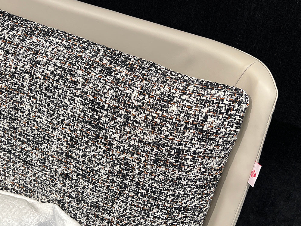 GC2319 Upholstered Bed