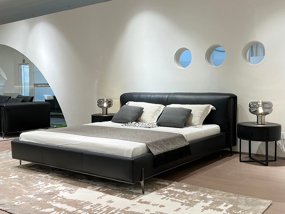 GC2320 Upholstered Bed