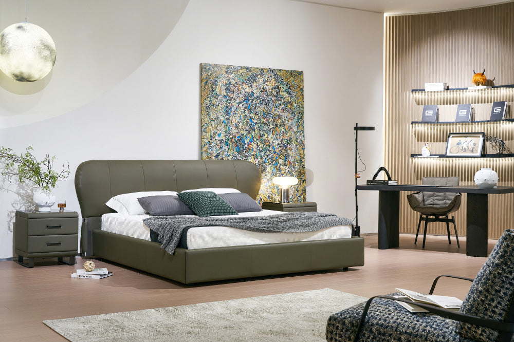 GC2321 Upholstered Bed