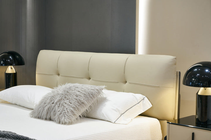 GC2322 Upholstered Bed