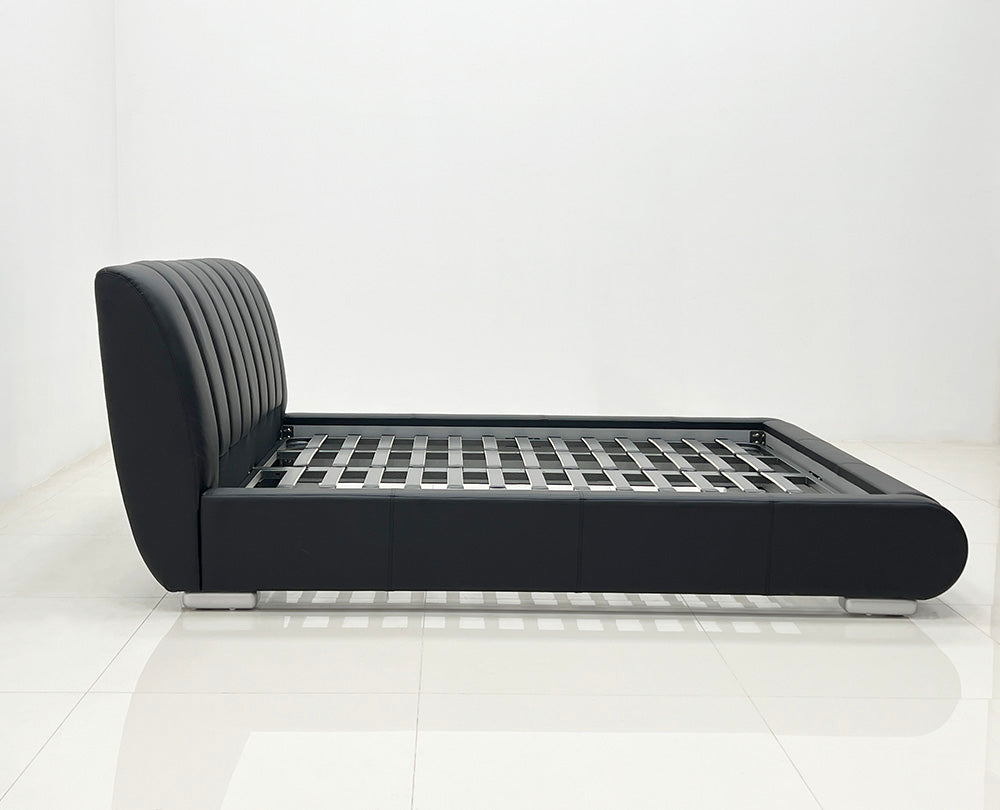 GC2326 Upholstered Bed