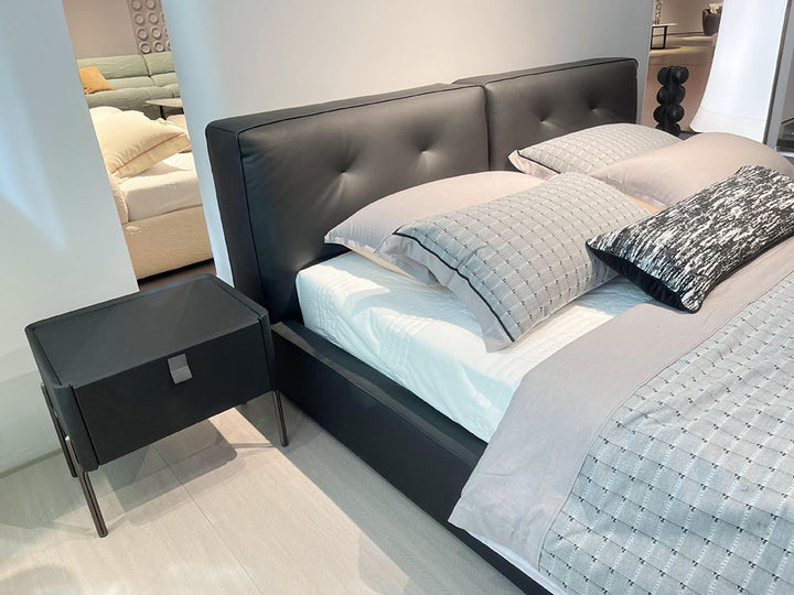 GC2329 Upholstered Bed