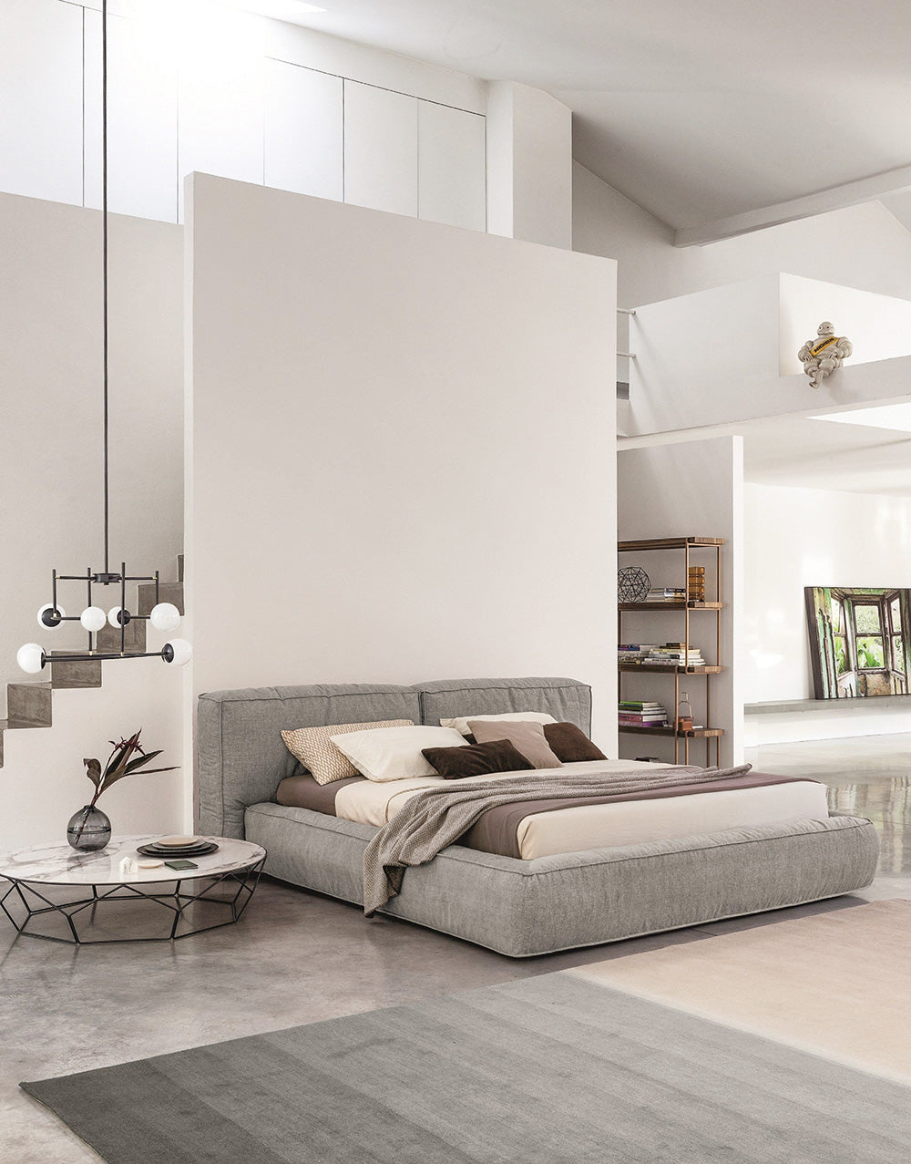 GC2337 Upholstered Bed