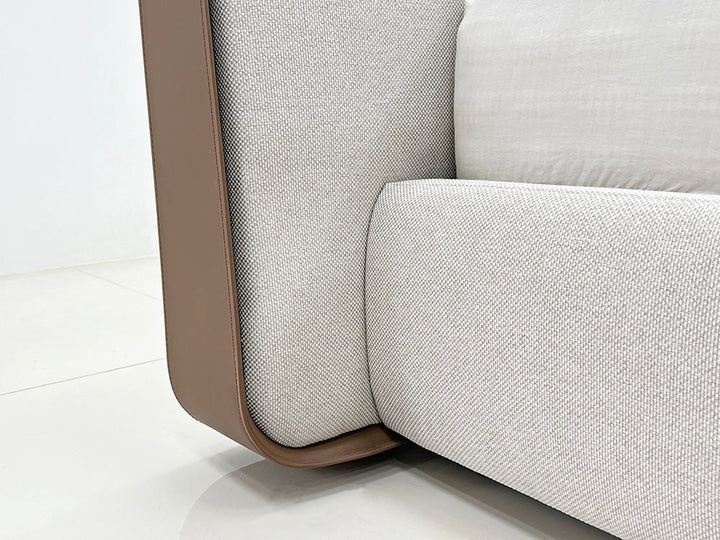 GC2338 Upholstered Bed