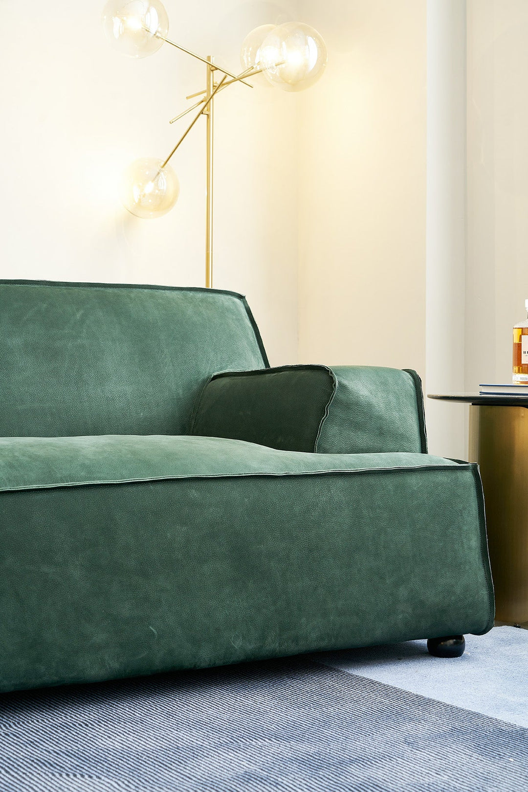 GS9071 Italian Modern Matte Fabric sofa