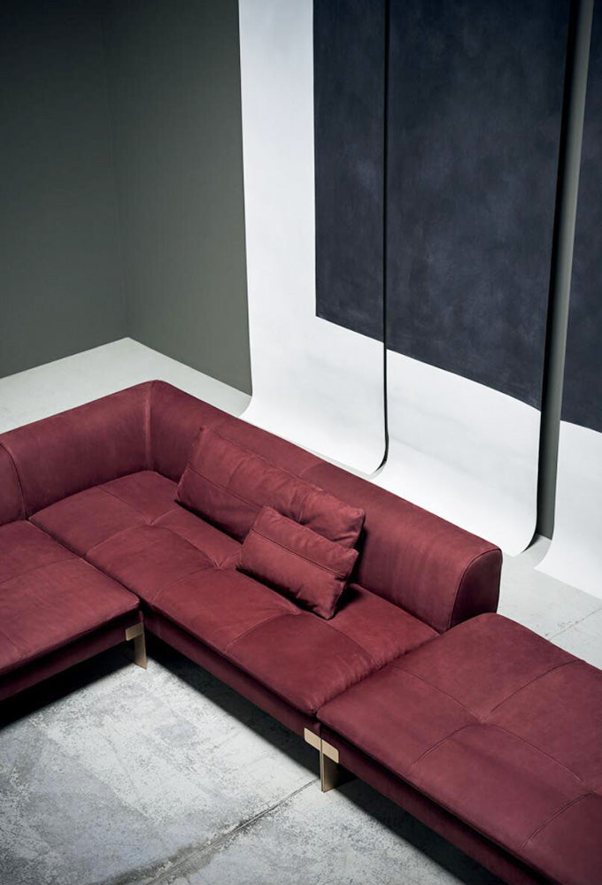 GS9081 Italian Modern Red Fabric Sofa