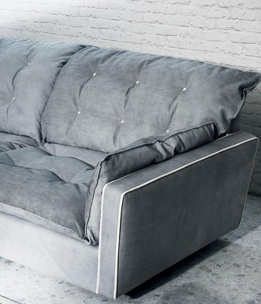 GS9082 Modern Tufted Soft Sofa