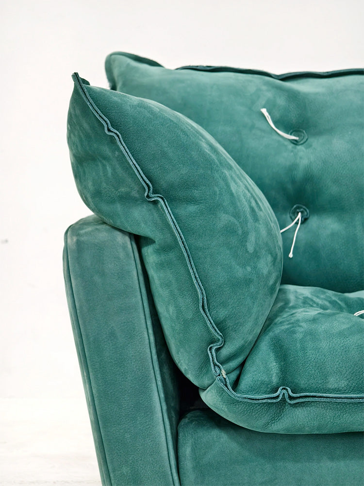 GS9082 Modern Tufted Soft Sofa