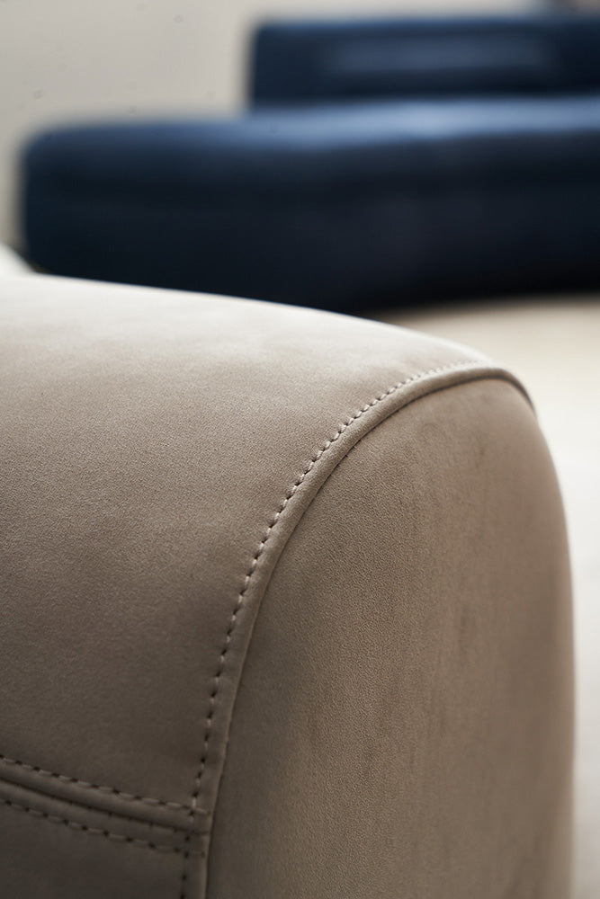 GS9100 Modern Curved Sectional Sofa