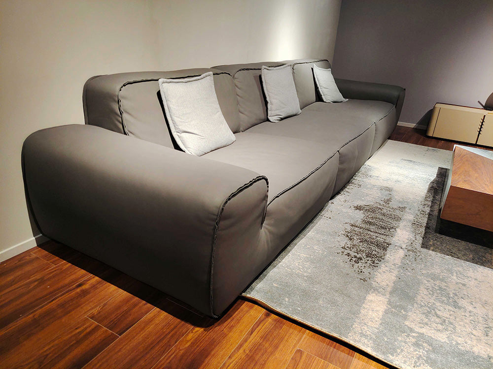 GS9125 Elegant Leather Sofa